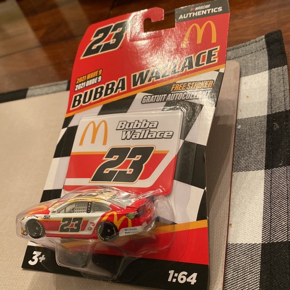 NASCAR Bubba Wallace - Picture 4 of 5